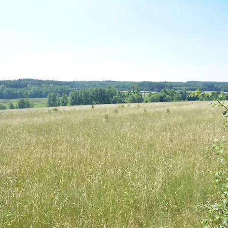 Vakantiehuis Superb With Garden In Serinchamps, Cleaning Included *