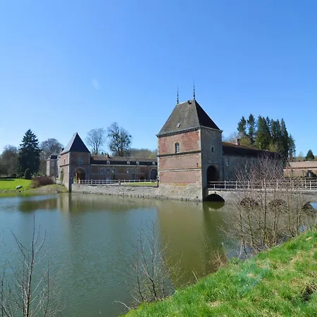 Holiday Home Rochefort Near Lesse River, Cleaning Included * Serinchamps