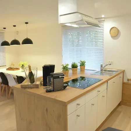 Holiday Home Rochefort Near Lesse River, Cleaning Included Holiday home *