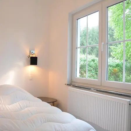 Vakantiehuis Superb With Garden In Serinchamps, Cleaning Included Serinchamps