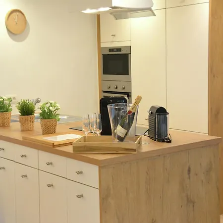 Vakantiehuis Superb With Garden In Serinchamps, Cleaning Included Serinchamps